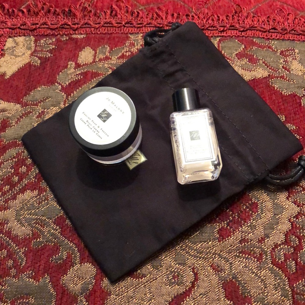 Jo Malone body wash and body lotion gift set